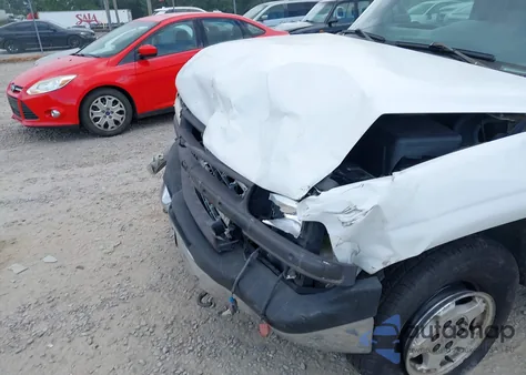 2002 Chevrolet Silverado 1500 Lt from USA, damaged, VIN 1GCEK19T92Z163358